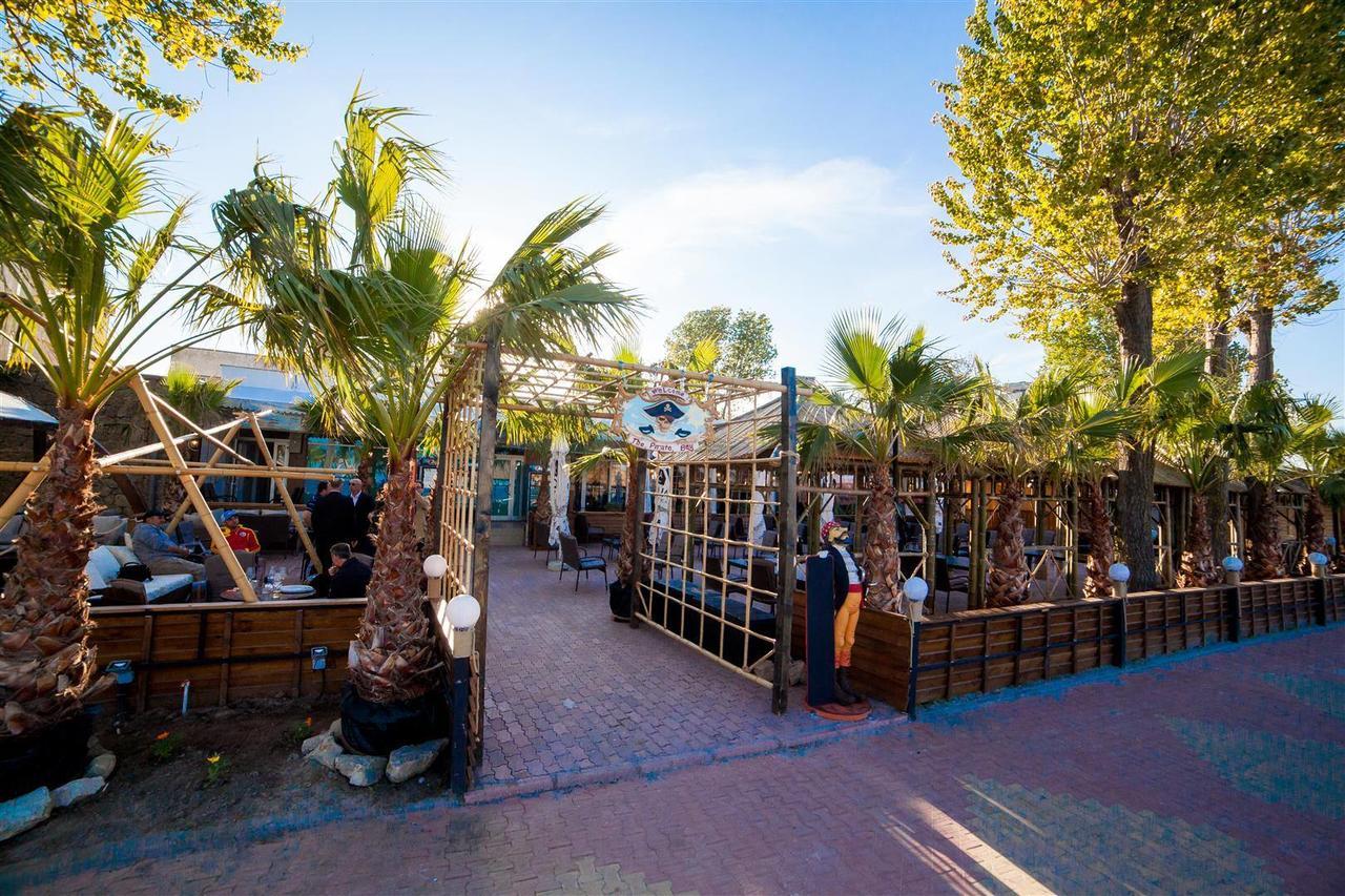 Pirates Resort Mamaja Zewnętrze zdjęcie